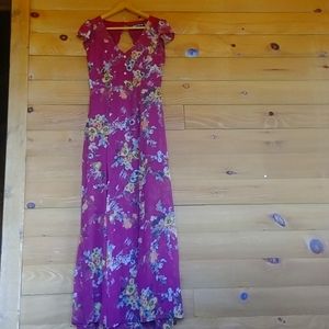 Floral chiffon maxi dress. Crystal Doll. Size 7.